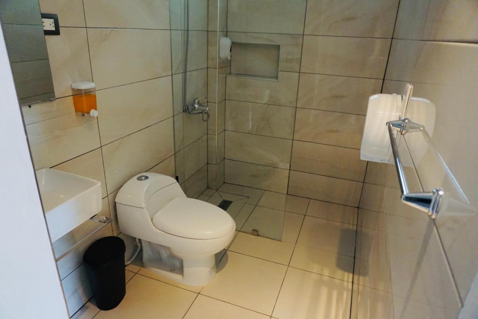 Hostal El Ejecutivo San Juan de la Maguana Bagian luar foto