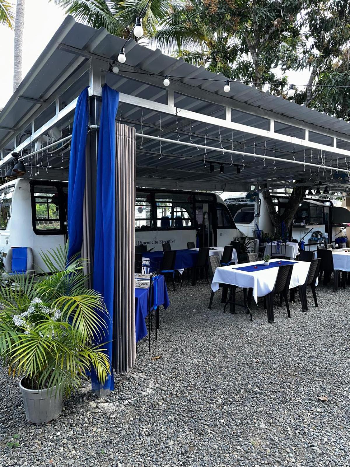 Hostal El Ejecutivo San Juan de la Maguana Bagian luar foto
