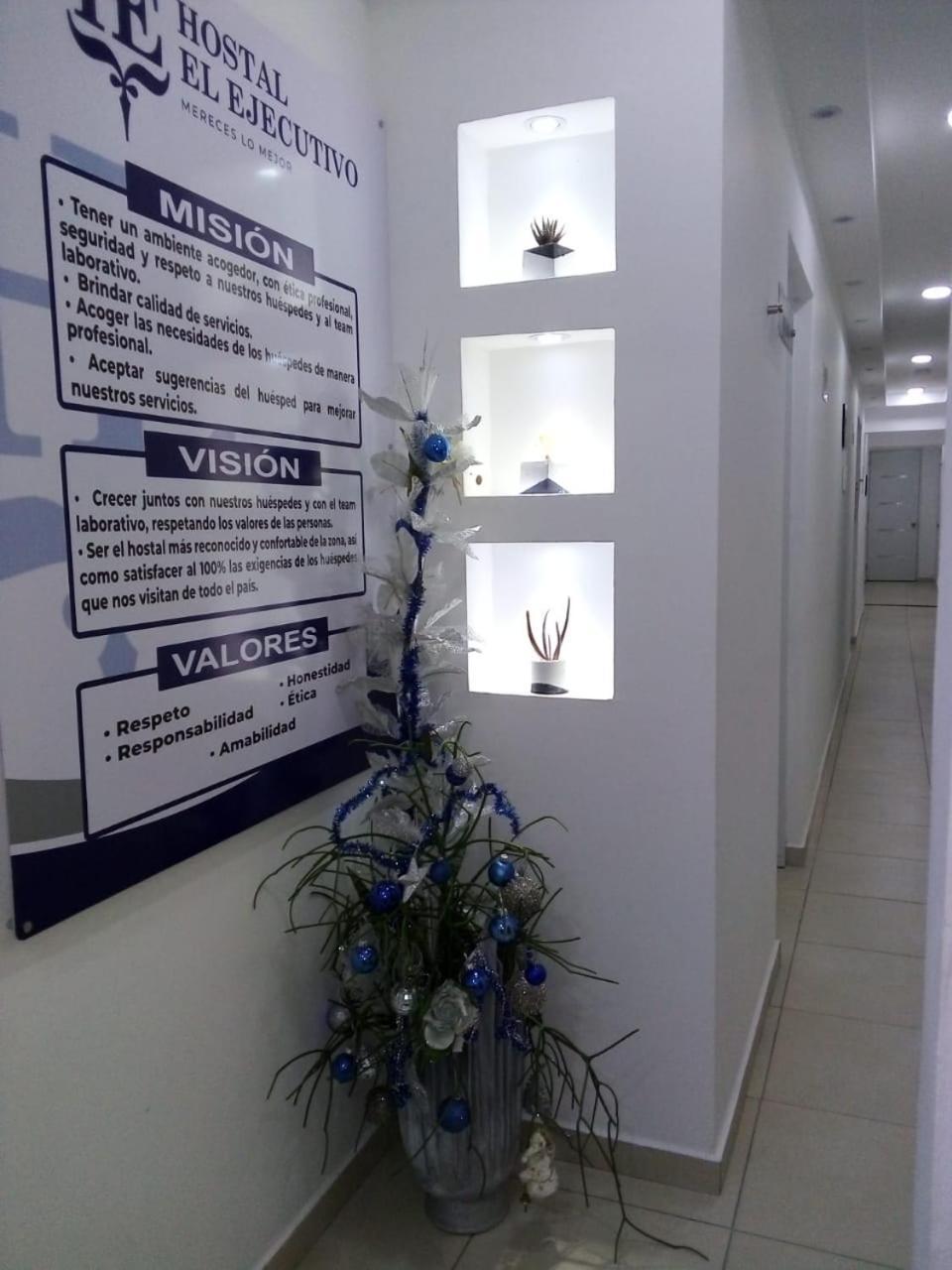 Hostal El Ejecutivo San Juan de la Maguana Bagian luar foto